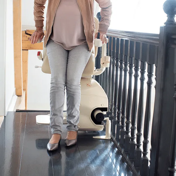 Handicare Freecurve Curved Stairlift Power swivel freecurve stairlift, handicare freecurve