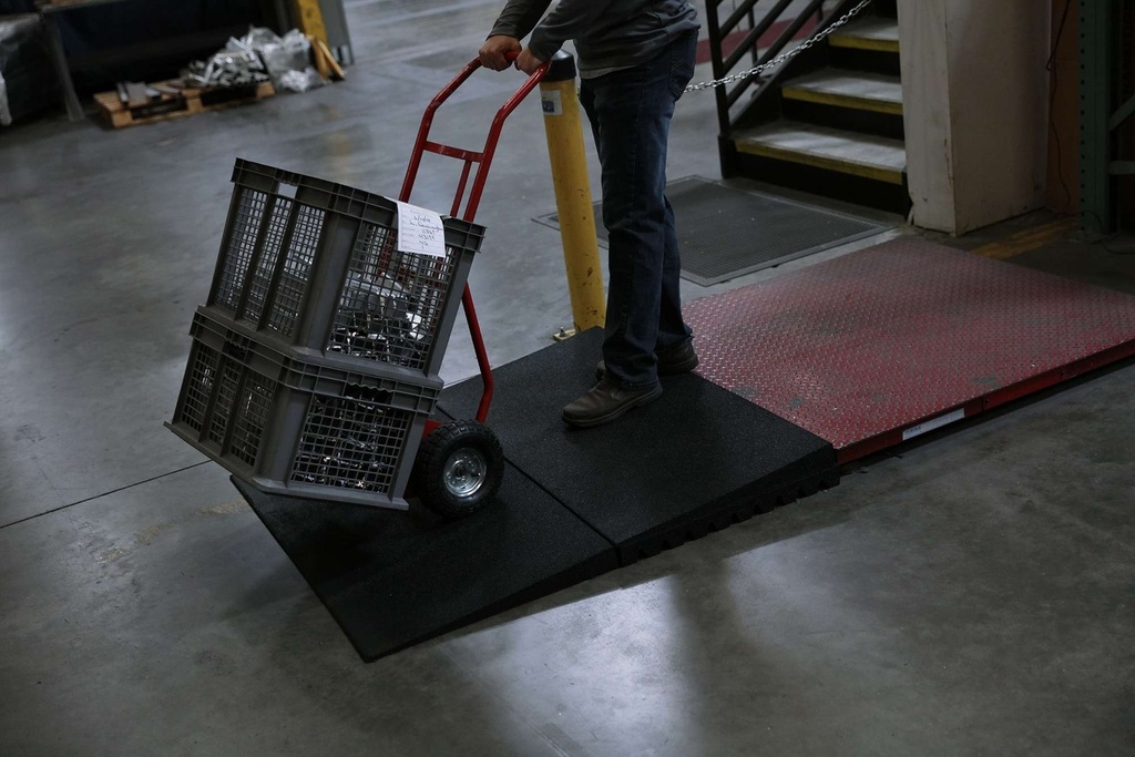 Rubber Modular Entry Mat in Toronto Mobility Specialties Modular Entry Mat MODULAR ENTRY MAT