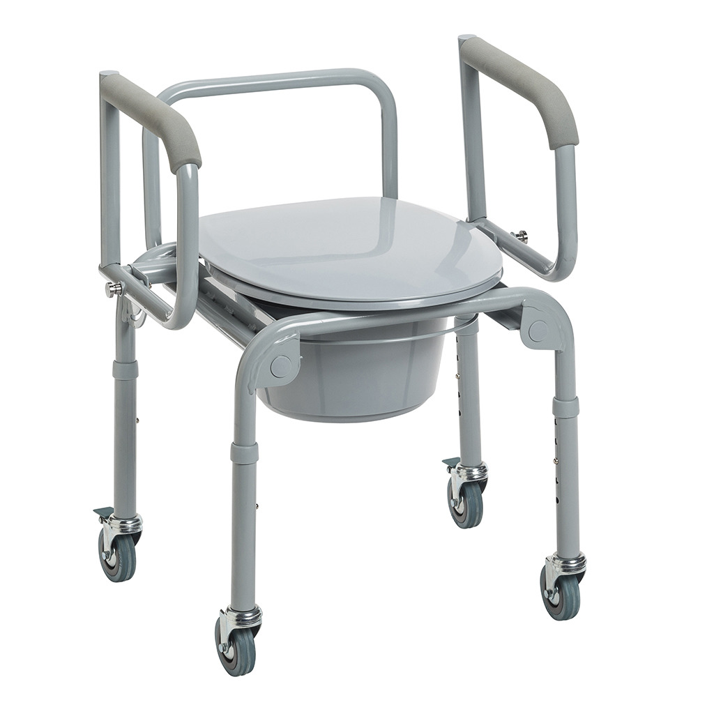 Front three-quarter view with the lid closed, both padded arms up and four casters