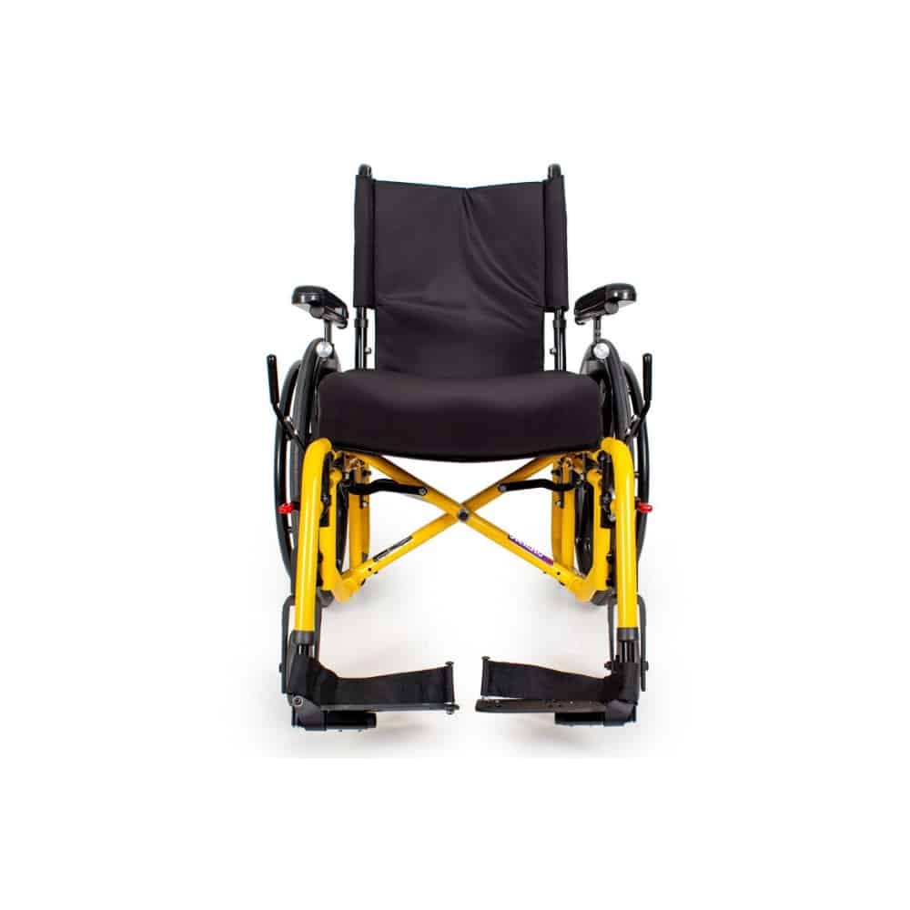 Front view with a seat cushion in place, the X-shaped cross brace under the seat and both footplates down