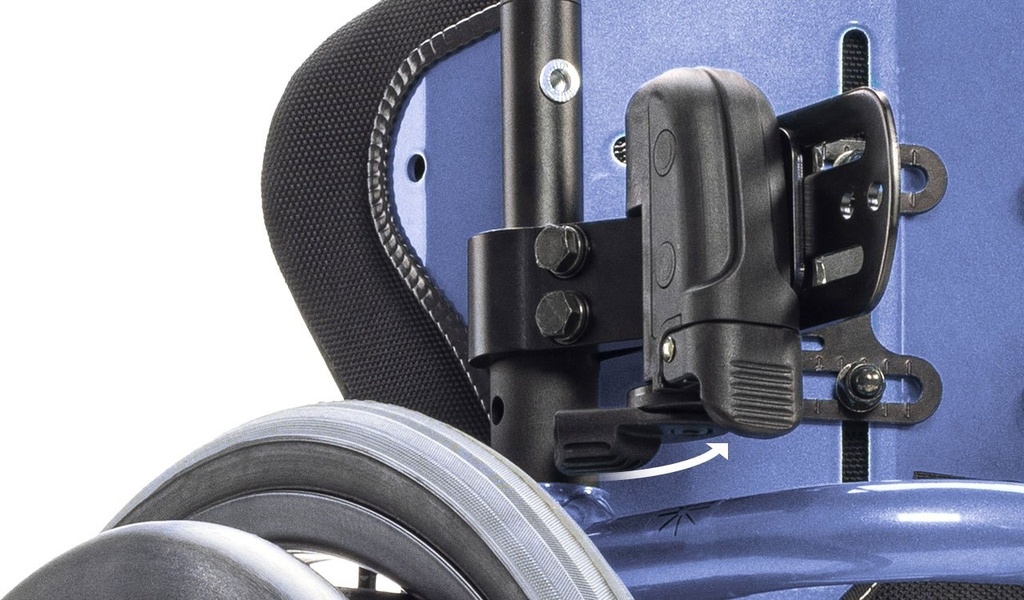 Close view of the Dex-4-Kids latch and lateral hardware on an Axiom for Kids back
