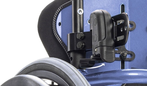 Close view of the Dex-4-Kids latch and lateral hardware on an Axiom for Kids back