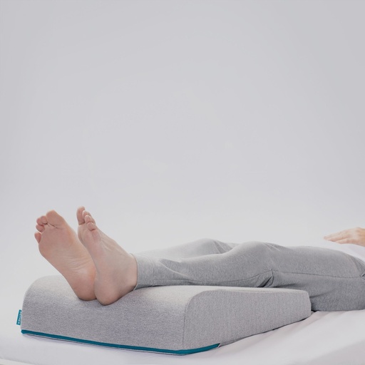 The Symbia 08 leg wedge in use, raising the lower legs