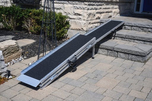 [EZ8RGT] 8' Multifold Ramp with Grip Tape