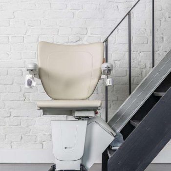 Handicare 1100 straight stairlift